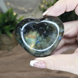 Large Flash Labradorite Heart – 65mm