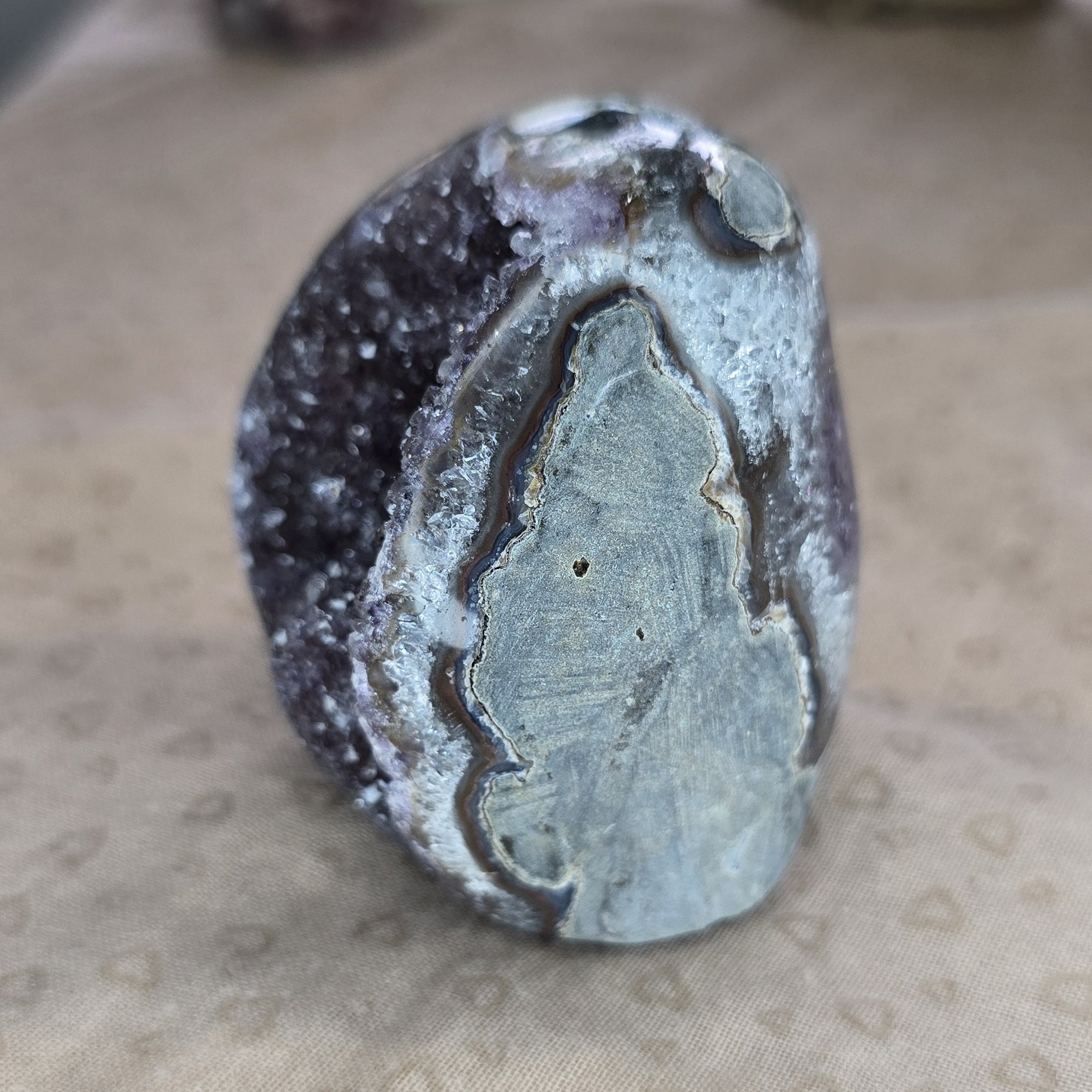 Sugar Amethyst Cut Base With Crystal Pockets (Approx 240g) - Image 8