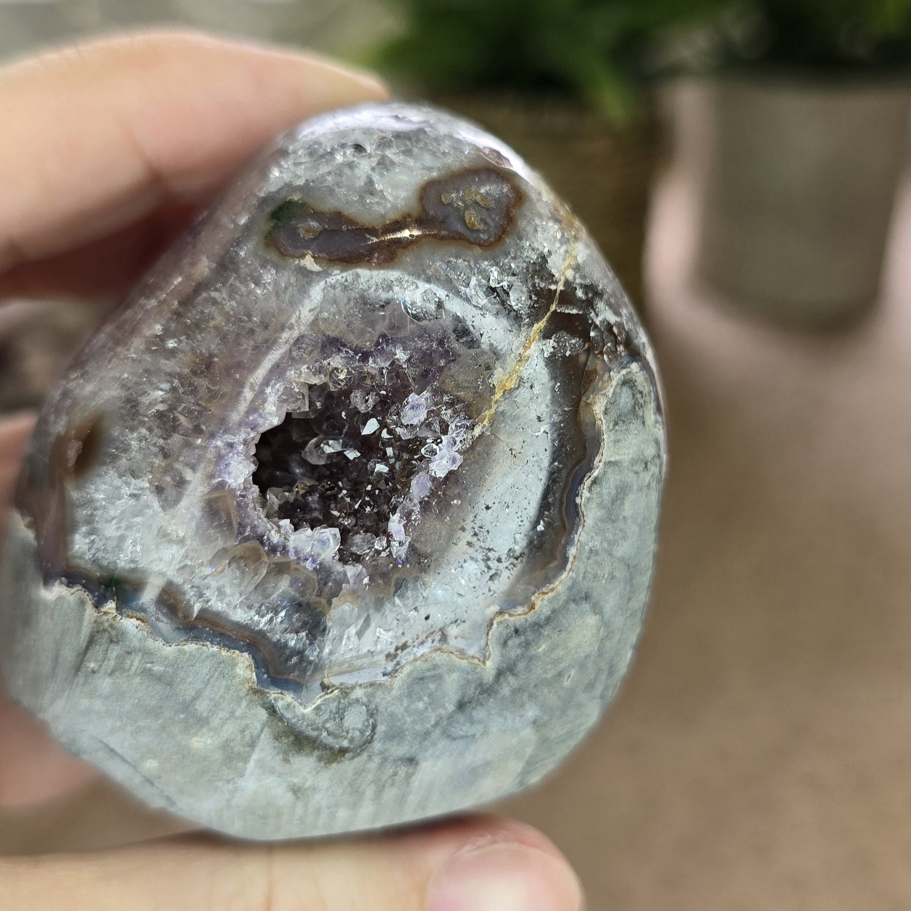Sugar Amethyst Cut Base With Crystal Pockets (Approx 240g) - Image 7
