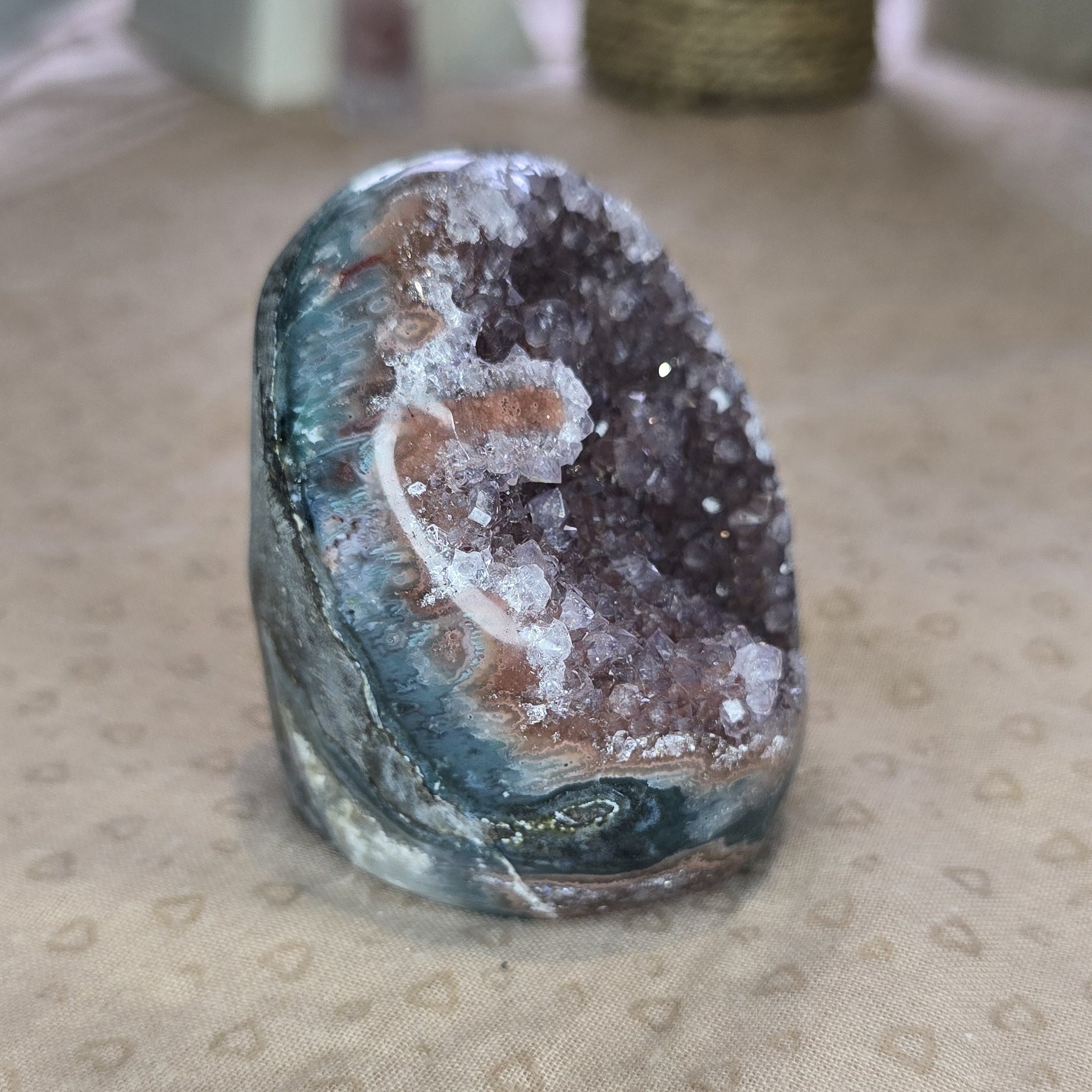Sugar Amethyst Druzy Freeform with Teal Agate Banding – 265g - Image 5