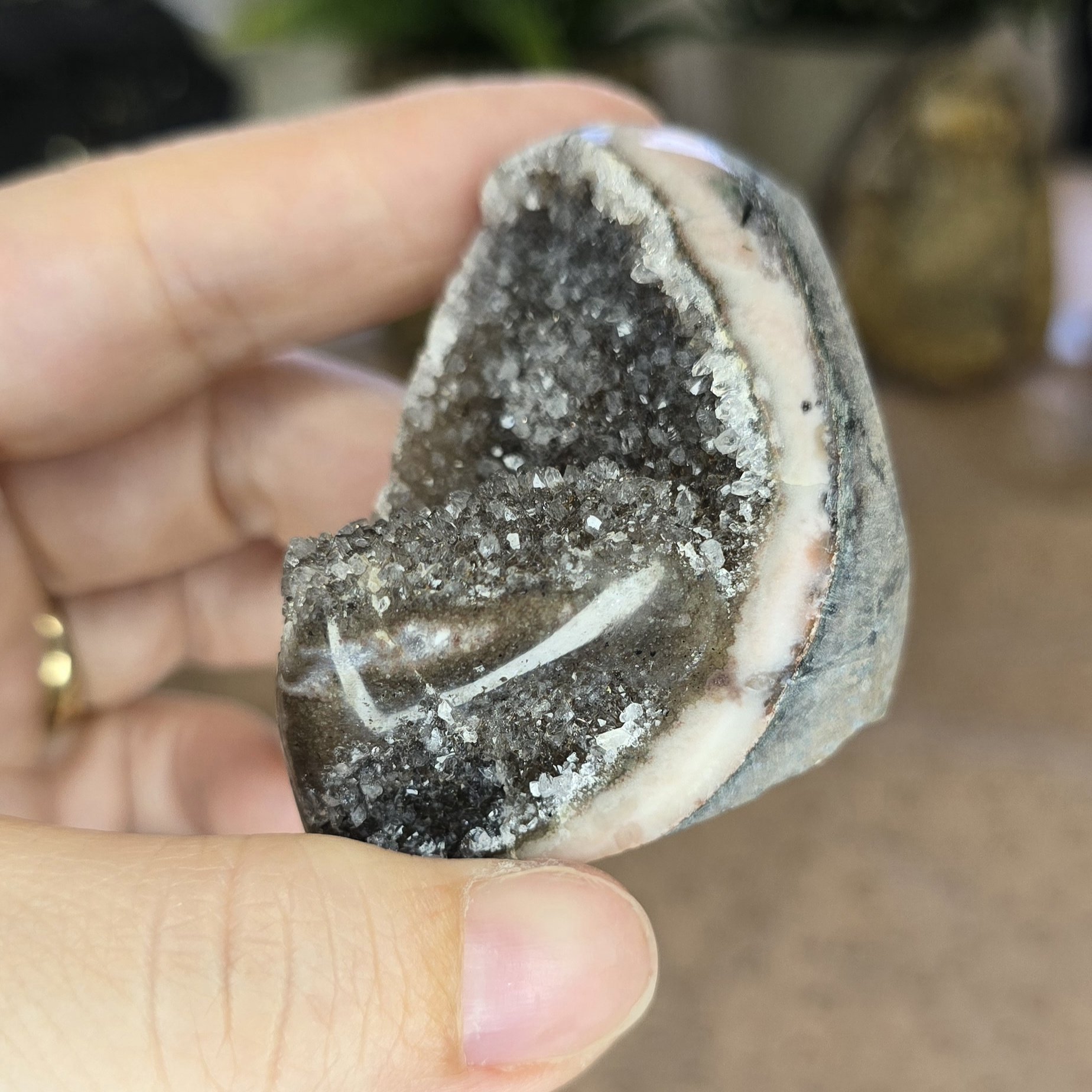 Natural Sugar Amethyst Cut Base – 100g - Image 5