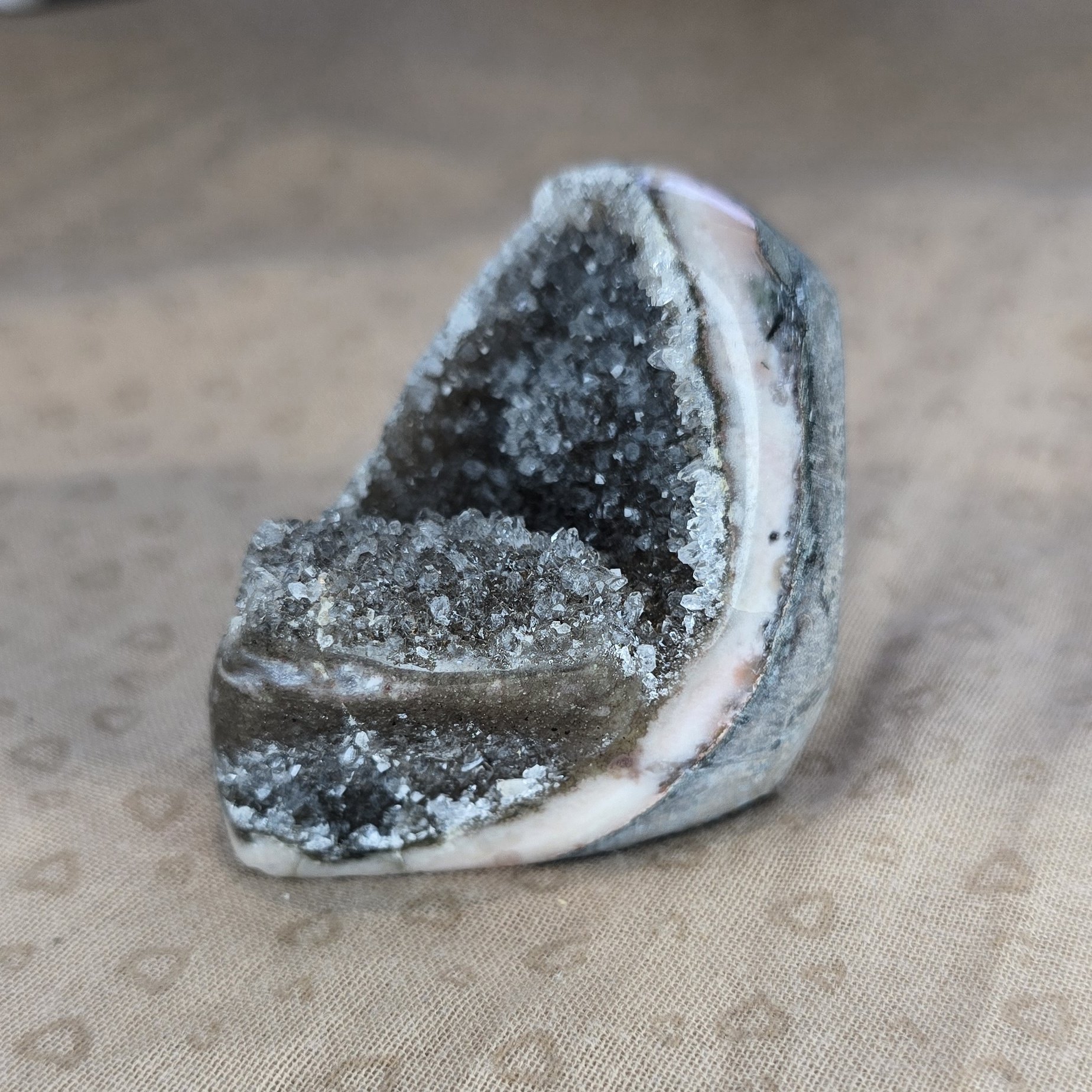 Natural Sugar Amethyst Cut Base – 100g - Image 3