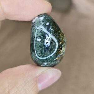 Moss Agate Tumble Stone – 30mm