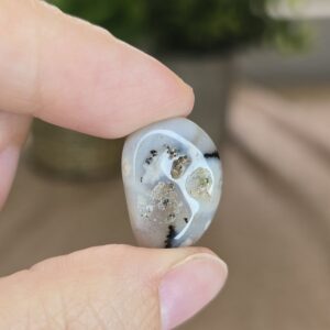 Flower Agate Tumble Stone - 22mm